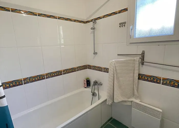 Maison Charmante Pres Du Lac, Parking Prive, Animaux Admis - Fr-1-822-12 Holiday home *